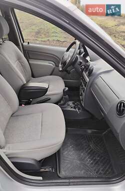 Седан Dacia Logan 2008 в Золотоноші