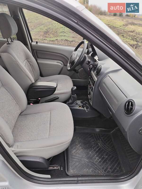 Dacia Logan 2008 Dacia Logan 2008