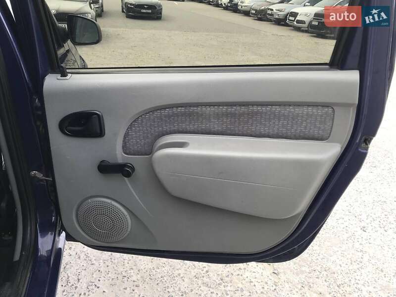 Седан Dacia Logan 2008 в Львове фото 19 Седан Dacia Logan 2008 в Львове