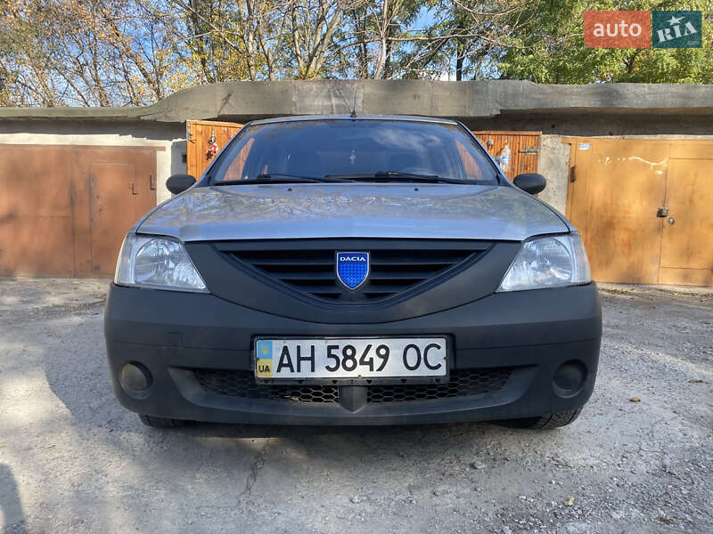 Седан Dacia Logan 2008 в Кам'янському