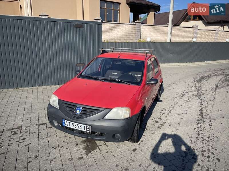 Седан Dacia Logan 2007 в  фото Седан Dacia Logan 2007 в