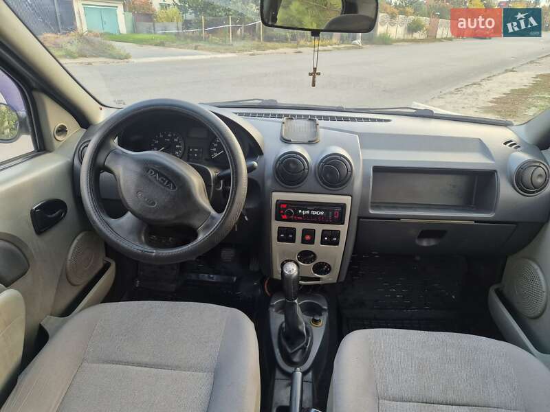 Седан Dacia Logan 2007 в Днепре