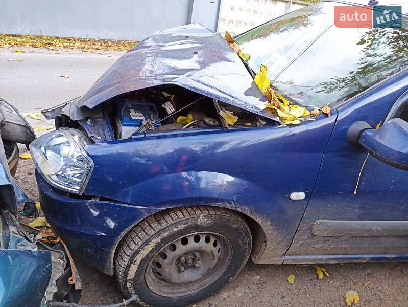 Седан Dacia Logan 2009 в Києві