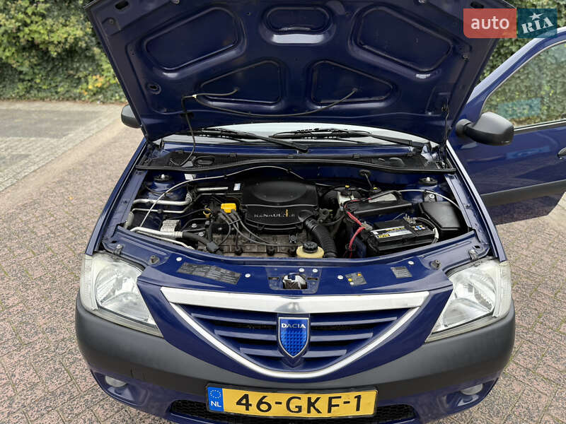 Седан Dacia Logan 2008 в Ровно