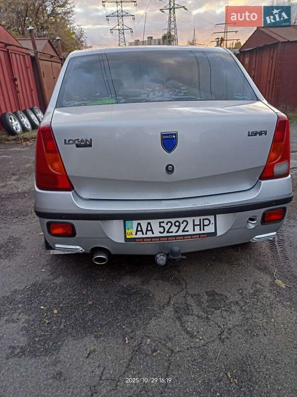 Седан Dacia Logan 2008 в Киеве