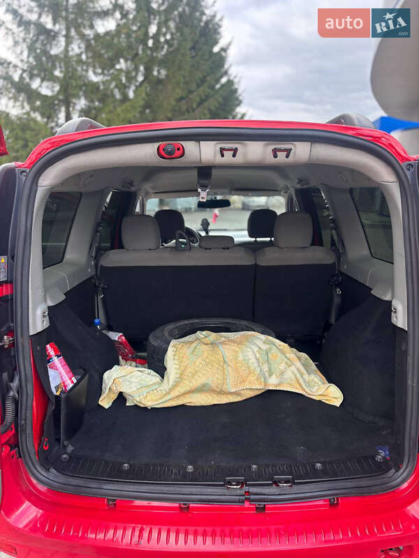 Седан Dacia Logan 2009 в Хмельницком