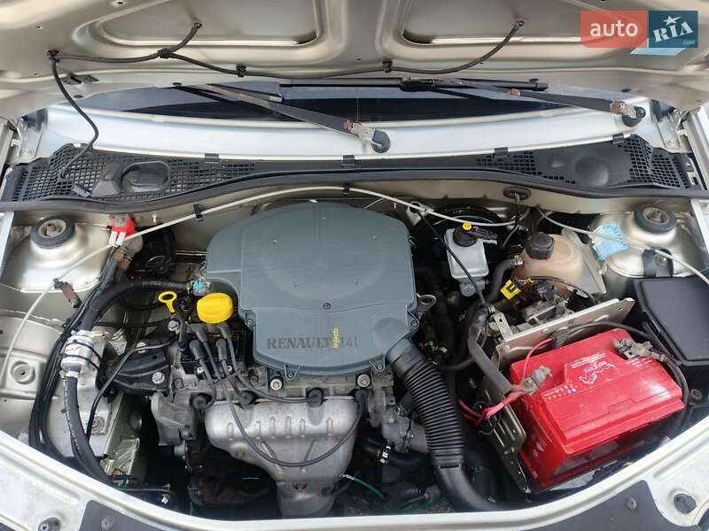 Седан Dacia Logan 2006 в Прилуках фото 4 Седан Dacia Logan 2006 в Прилуках