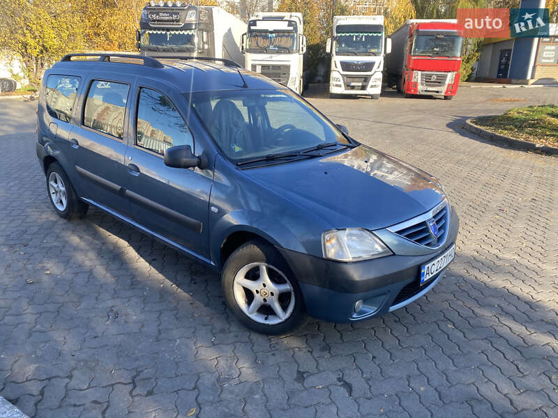 Седан Dacia Logan 2008 в Луцке
