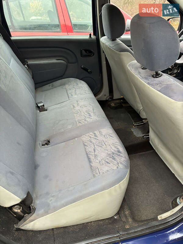 Седан Dacia Logan 2007 в Кропивницькому