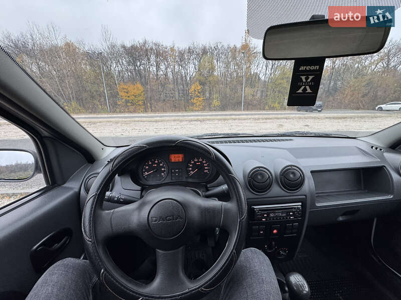 Седан Dacia Logan 2005 в Дніпрі