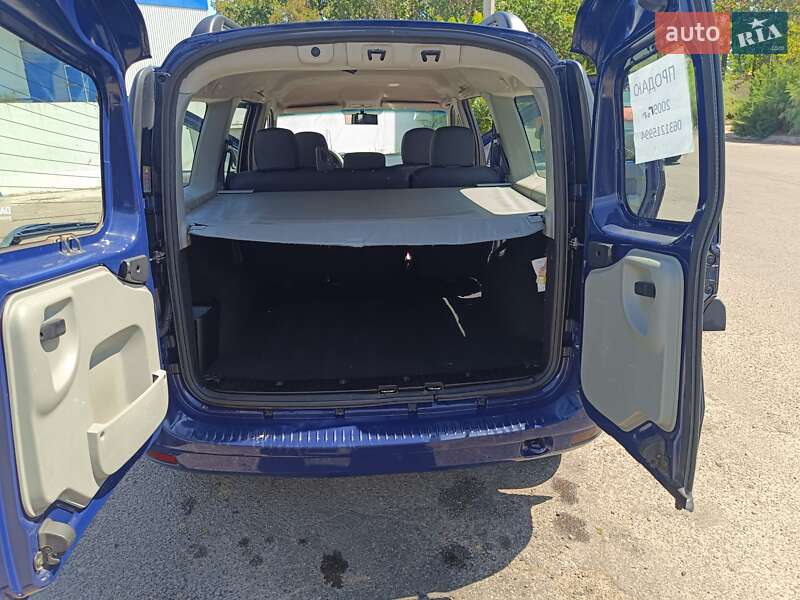 Седан Dacia Logan 2009 в Миколаєві