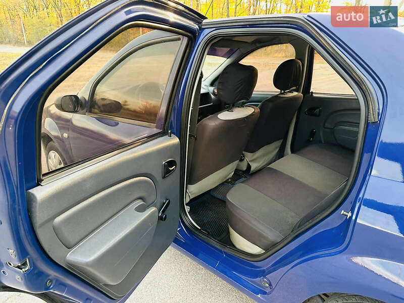 Седан Dacia Logan 2006 в Первомайську