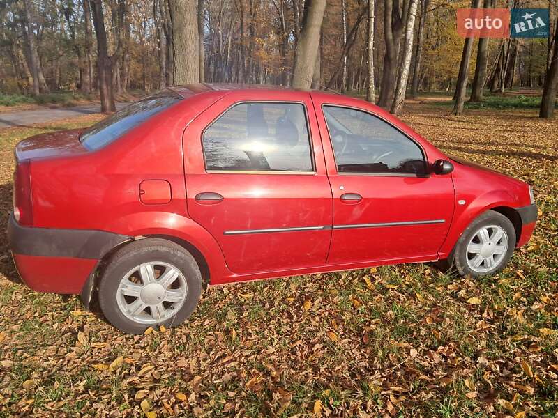 Седан Dacia Logan 2008 в Черновцах