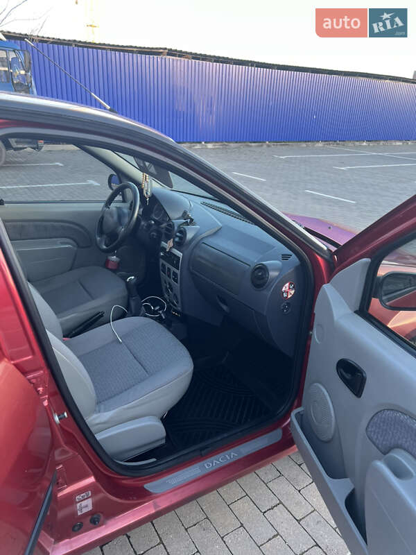Седан Dacia Logan 2007 в Калуші