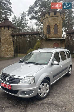Седан Dacia Logan 2009 в Полтаве