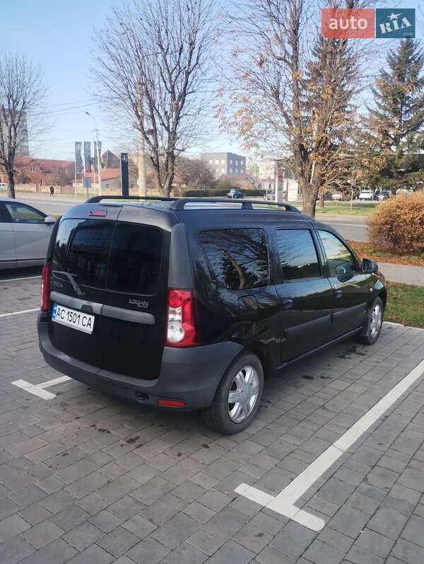 Седан Dacia Logan 2011 в Луцьку фото 5 Седан Dacia Logan 2011 в Луцьку