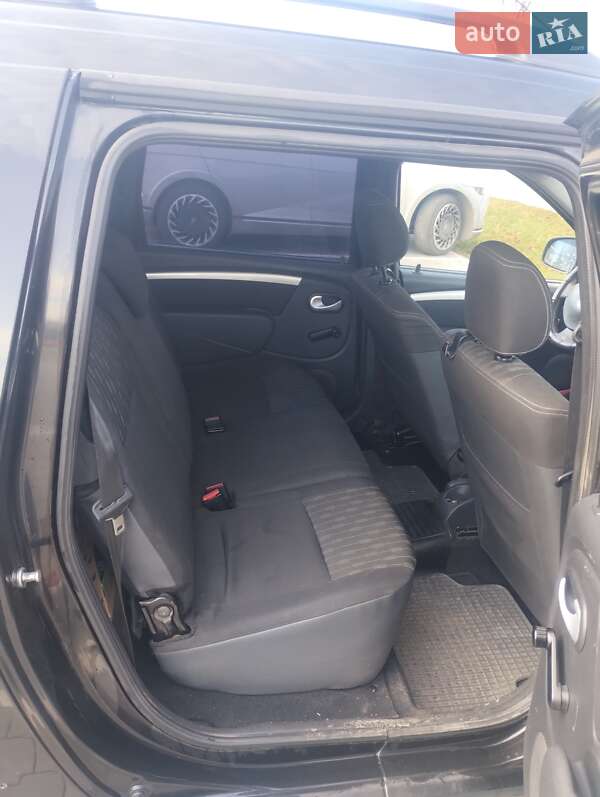 Седан Dacia Logan 2011 в Луцьку фото 14 Седан Dacia Logan 2011 в Луцьку