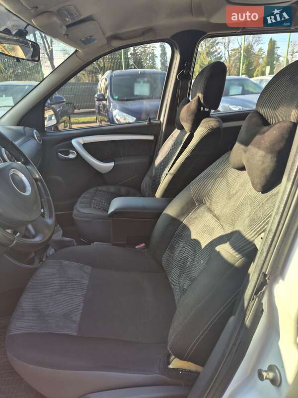 Седан Dacia Logan 2009 в Сумах фото 17 Седан Dacia Logan 2009 в Сумах