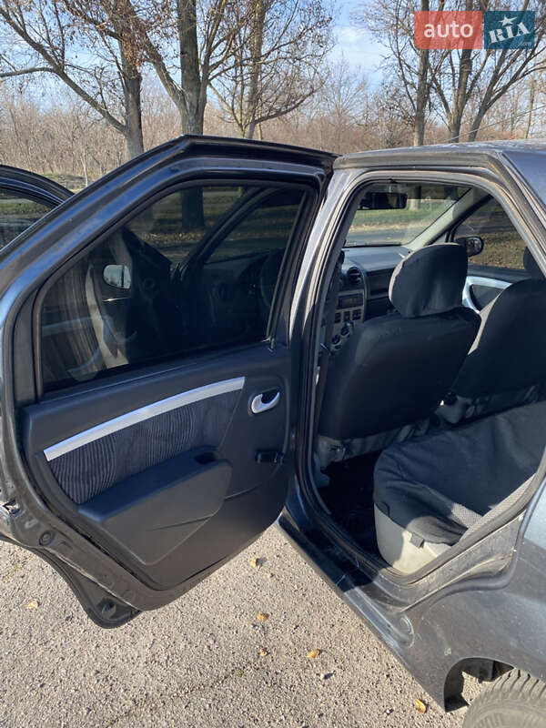 Седан Dacia Logan 2008 в Запорожье