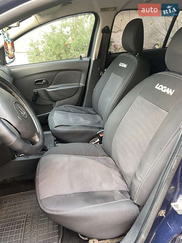 Седан Dacia Logan 2015 в Ужгороде фото 10 Седан Dacia Logan 2015 в Ужгороде
