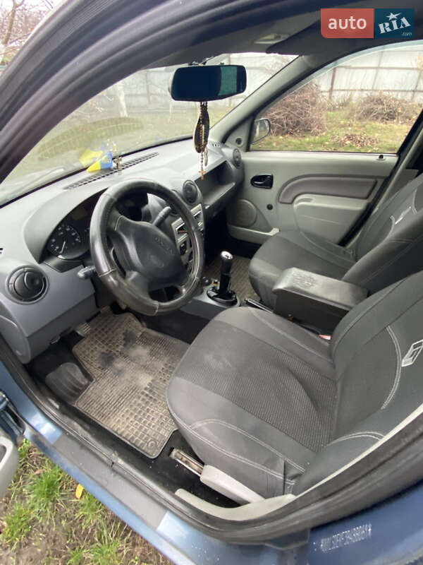 Седан Dacia Logan 2007 в Кропивницком