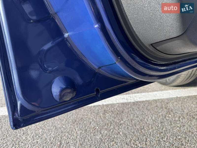 Седан Dacia Logan 2009 в Киеве