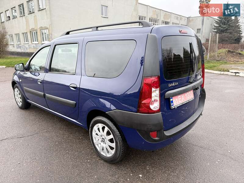 Седан Dacia Logan 2008 в Ровно