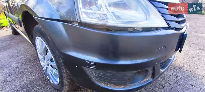 Седан Dacia Logan 2012 в Кривом Роге