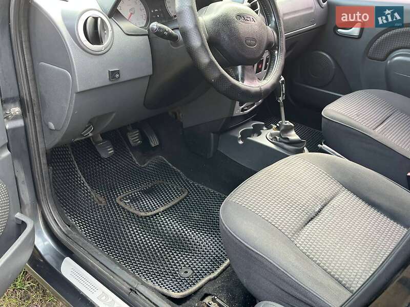 Седан Dacia Logan 2007 в Харькове фото 24 Седан Dacia Logan 2007 в Харькове