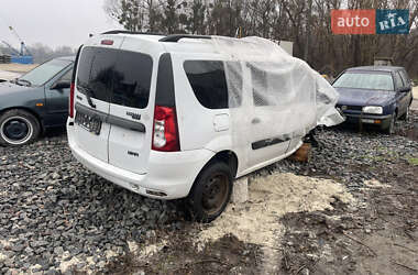 Седан Dacia Logan 2009 в Киеве