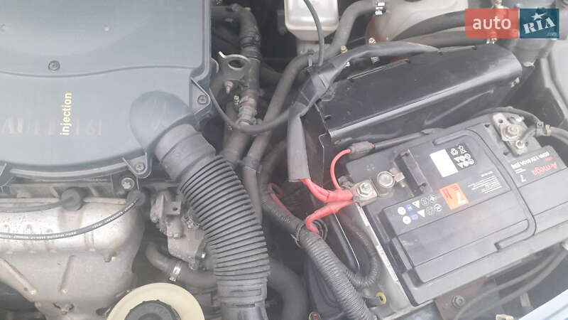 Седан Dacia Logan 2006 в Бердичеве