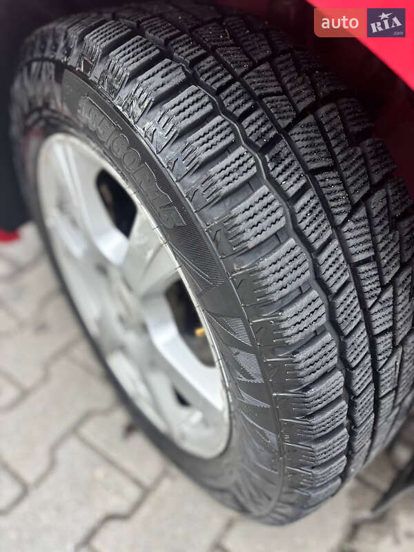 Седан Dacia Logan 2009 в Хмельницькому