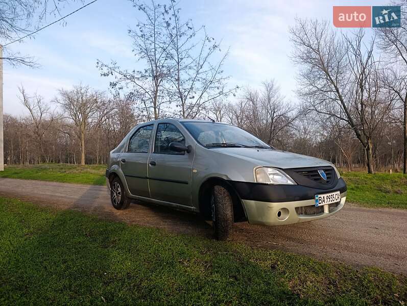 Dacia Logan 2005