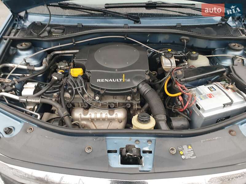 Седан Dacia Logan 2008 в Бучі