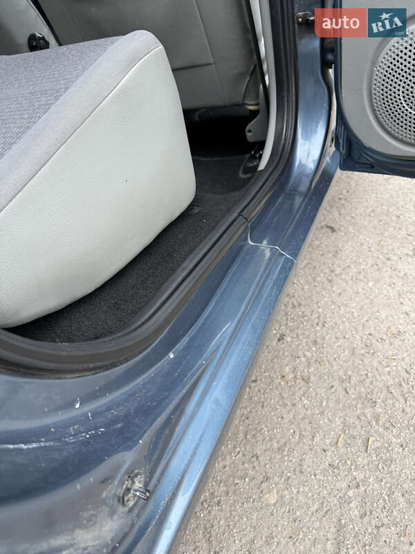 Седан Dacia Logan 2007 в Самборі фото 26 Седан Dacia Logan 2007 в Самборі