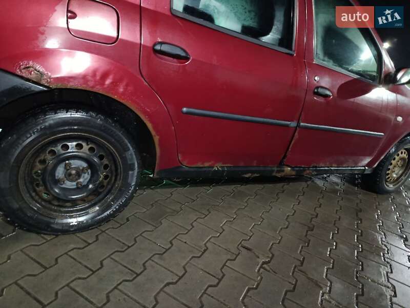 Седан Dacia Logan 2005 в Луцьку