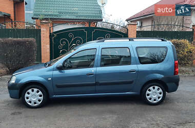 Седан Dacia Logan 2008 в Чернігові