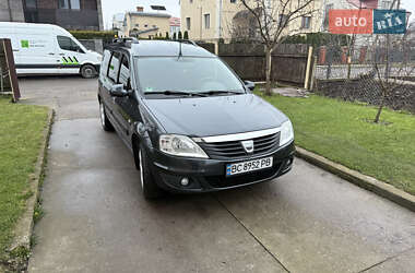 Седан Dacia Logan 2009 в Львові