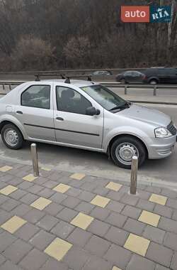 Седан Dacia Logan 2008 в Києві