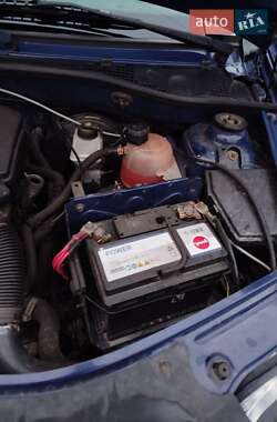 Седан Dacia Logan 2005 в Чернівцях