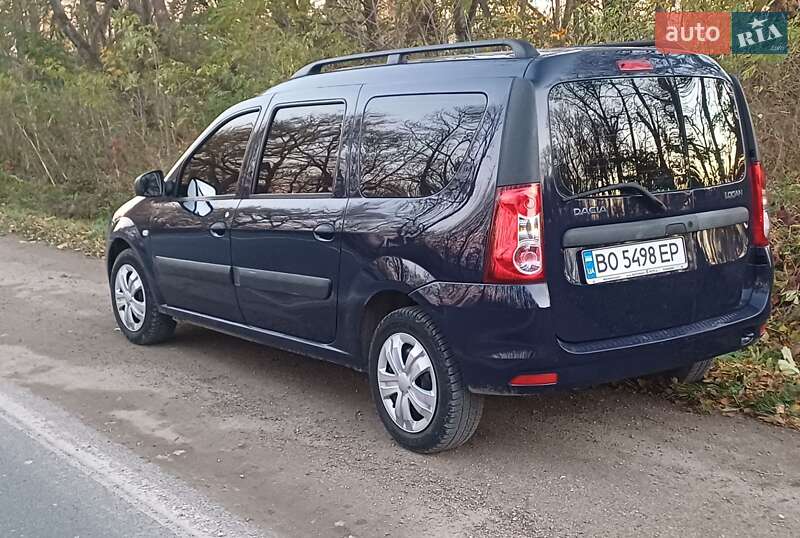 Dacia Logan 2011