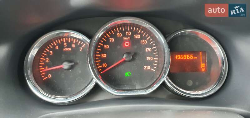 Седан Dacia Logan 2014 в Хмельницком