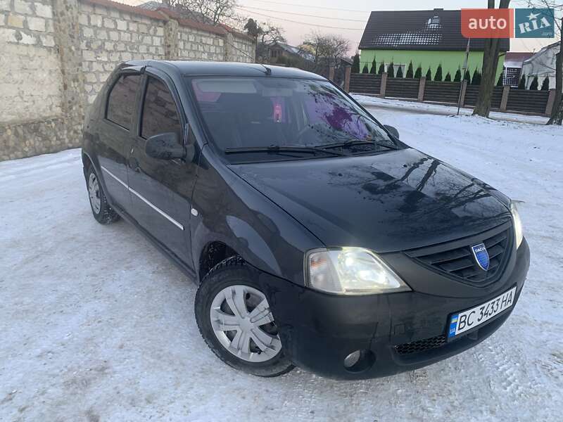 Седан Dacia Logan 2008 в Золочеве