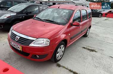 Седан Dacia Logan 2011 в Тернополі