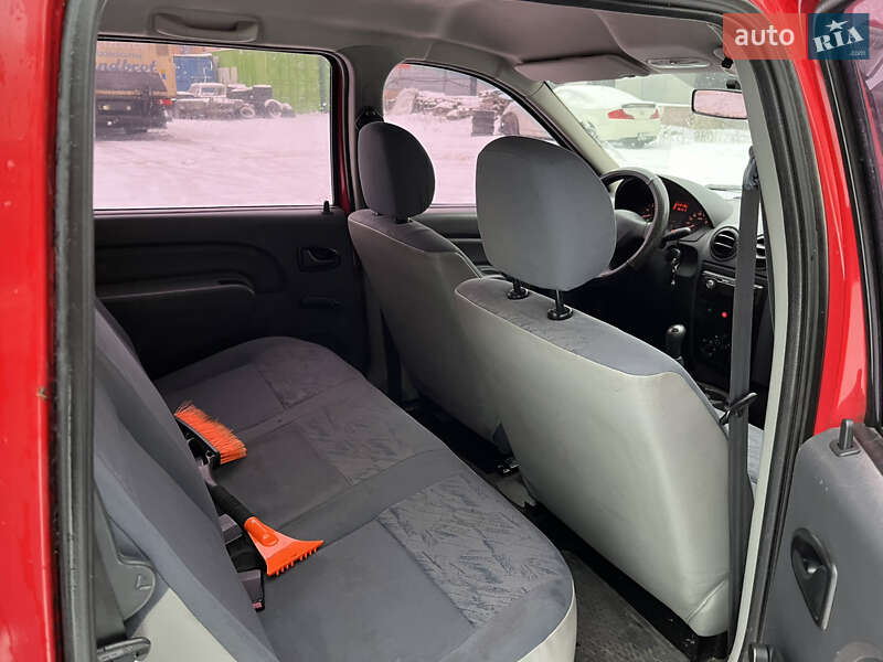 Седан Dacia Logan 2009 в Софиевской Борщаговке