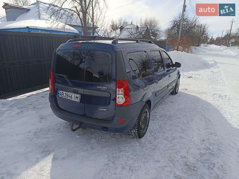 Седан Dacia Logan 2007 в Батурине
