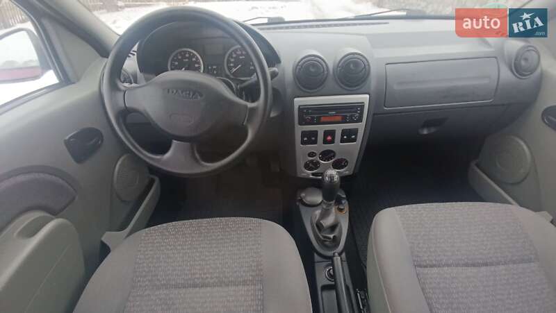 Седан Dacia Logan 2007 в Вінниці