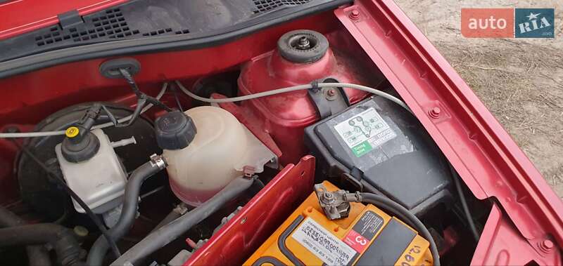 Седан Dacia Logan 2007 в Жовтих Водах