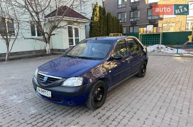 Седан Dacia Logan 2006 в Києві