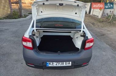Седан Dacia Logan 2015 в Каменском